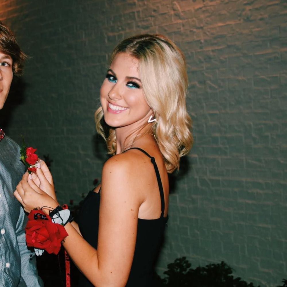 Meet your Posher, Olivia